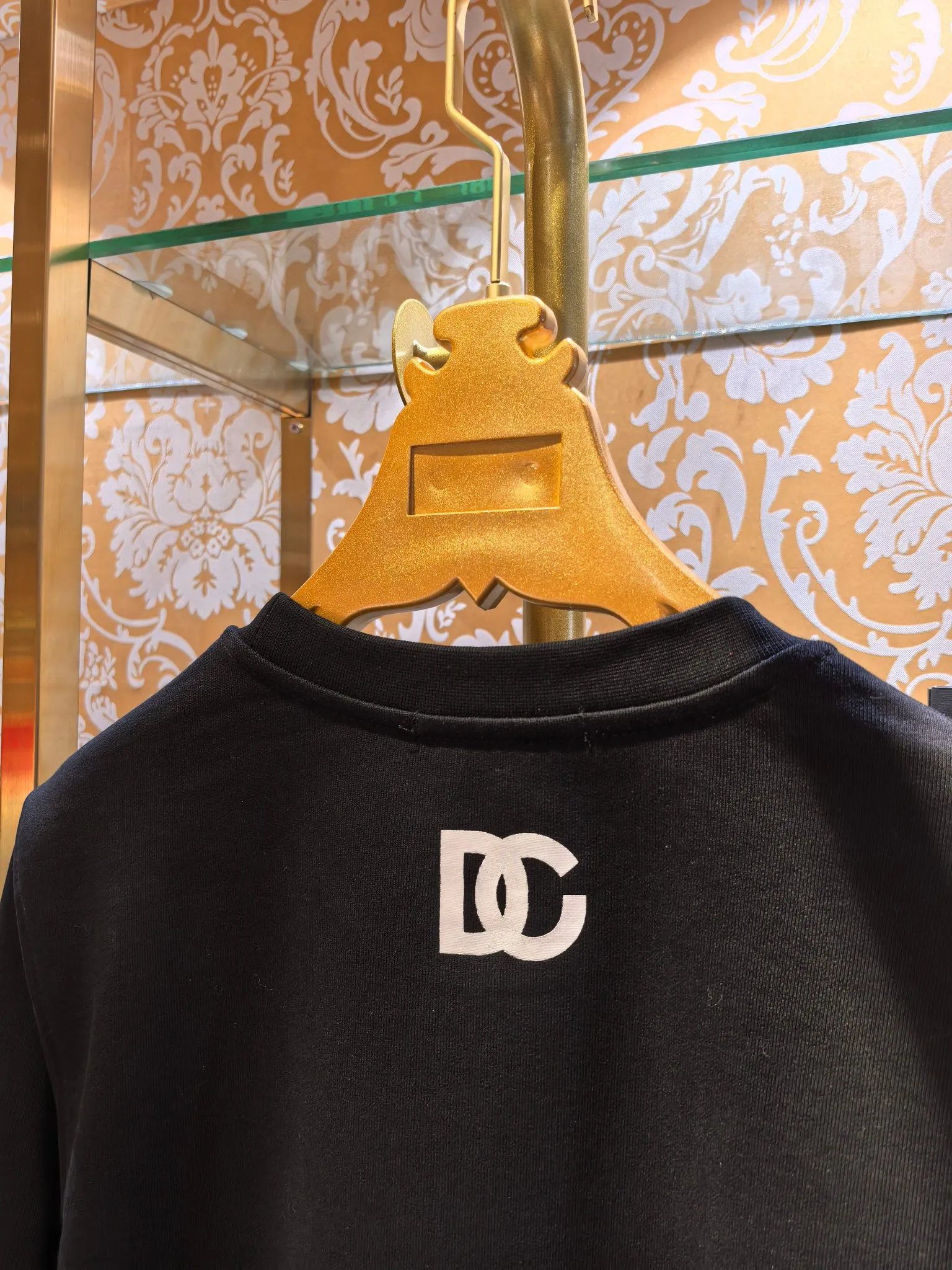 𝘿𝙊𝙇𝘾𝙀 & 𝙂𝘼𝘽𝘽𝘼𝙉𝘼 New Arrival DG DG logo Versatile Versatile ， Premium Black Sizes 46 48 50 52